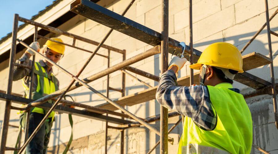 Professional gutter cleaning in Milldale, CT